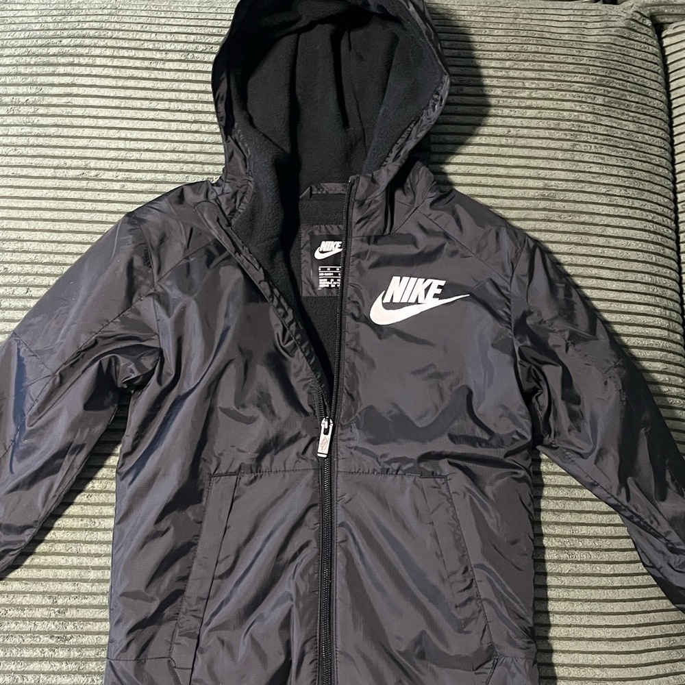 Nike Black Raincoat Hooded Water-Resistant
